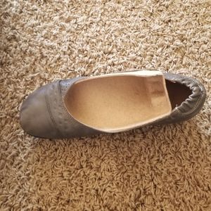 Taos Footwear Sleek Ballet Flat shoes, gray